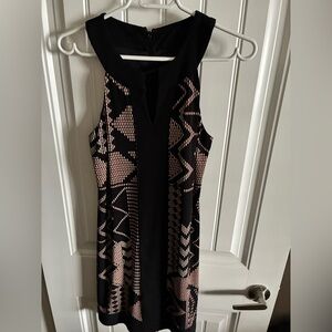 Le Chateau Black and orange
Patterned Midi Dress